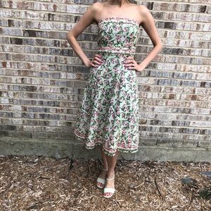 Strapless green berries empire vintage inspired 50’s housewife
